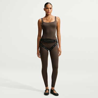 NIKE公式】NikeSKIMS Matte ウィメンズ ハイウエスト コルセット 66cm